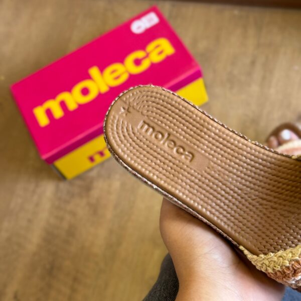 Rasteira Moleca Detalhe Dourado Circular 5447.525 - Imagem 5