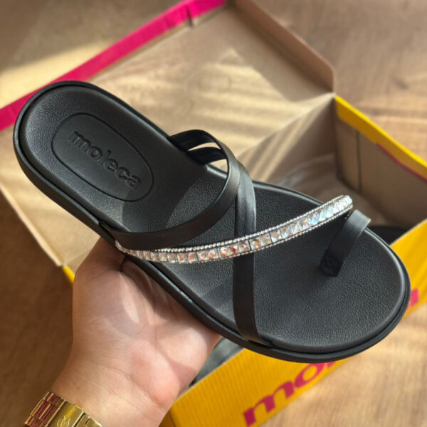 Sandália Moleca Tira com Strass 5525.101 - Imagem 2