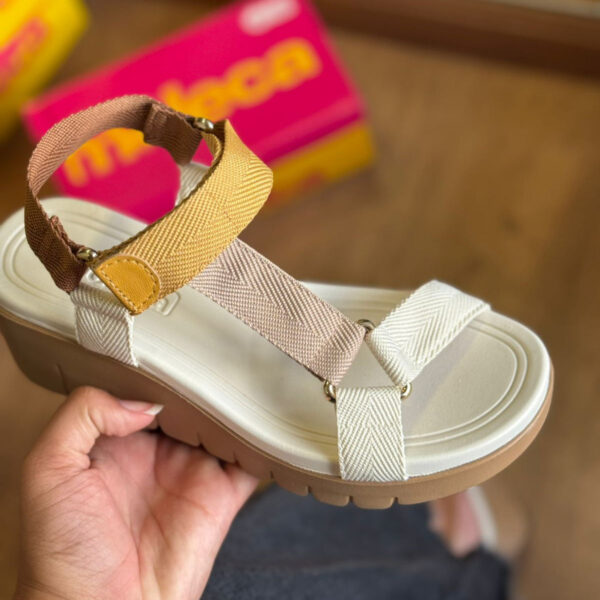 Sandália Moleca Flatform com Ajuste 5536.101 - Imagem 4