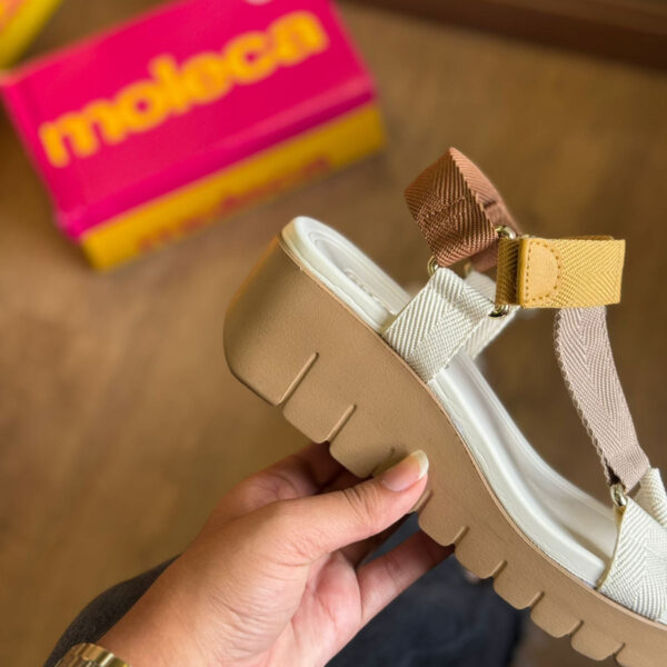 Sandália Moleca Flatform com Ajuste 5536.101 - Imagem 5