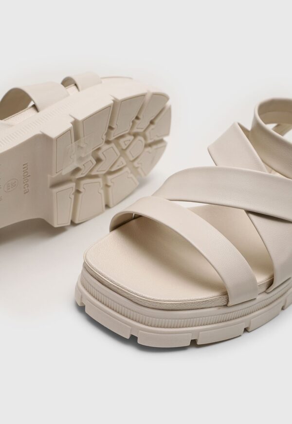 Rasteira Tratorado Moleca Tira Cruzada Off-White - Imagem 5