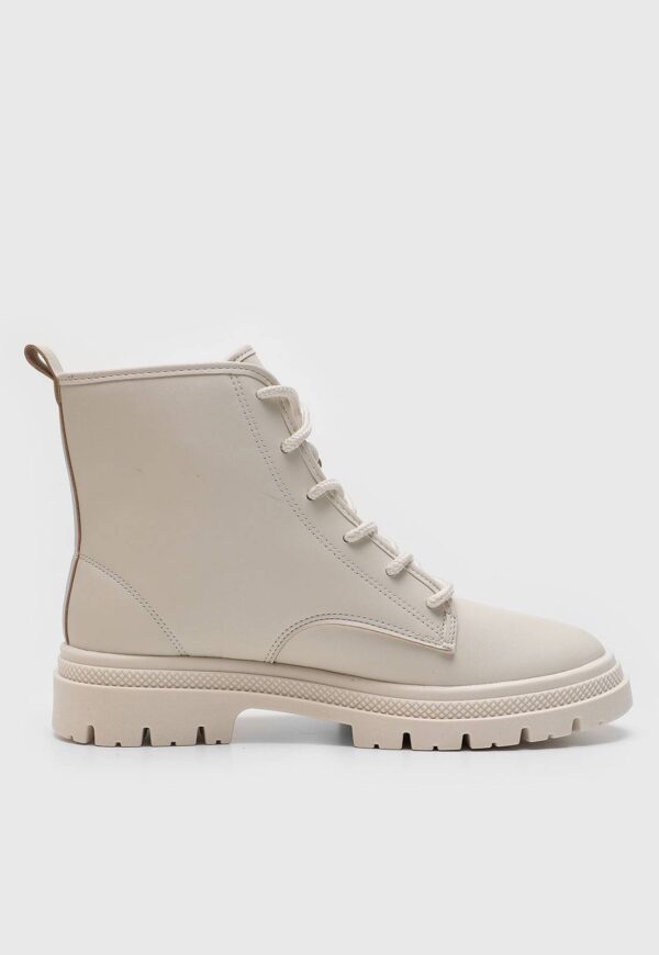 Bota Tratorado Moleca Lisa Preta | Off-White | Marrom - Imagem 5