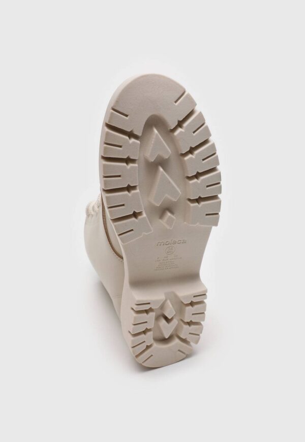 Bota Tratorado Moleca Lisa Preta | Off-White | Marrom - Imagem 17