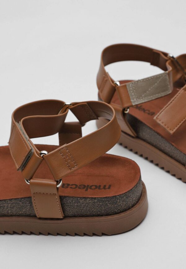 Rasteira Flatform Moleca Lisa Caramelo - Imagem 4
