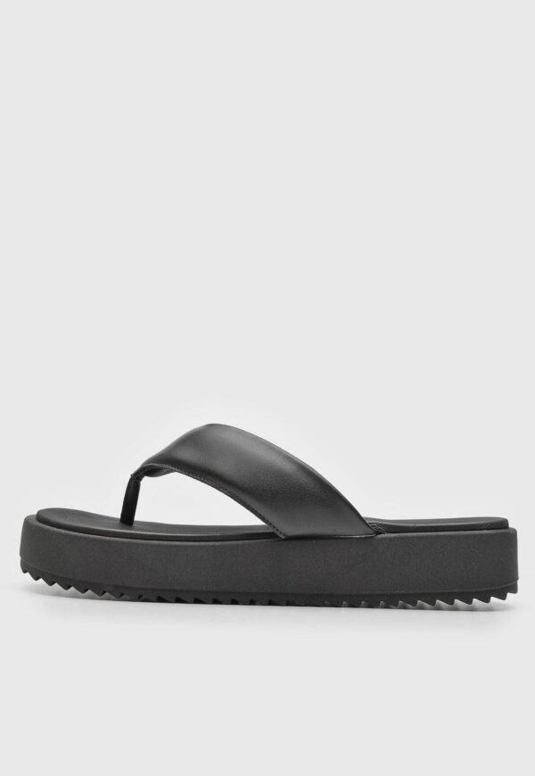 Rasteira Flatform Moleca Lisa Preta - Imagem 2