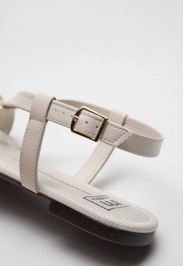 Rasteira Moleca Aplicação Metalizada Off-White - Imagem 4