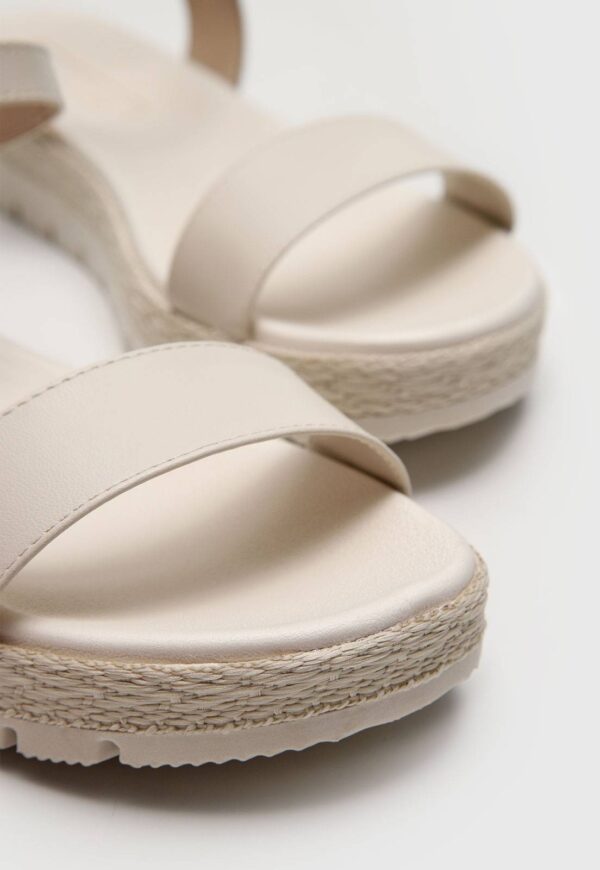 Rasteira Moleca Lisa Off-White - Imagem 4