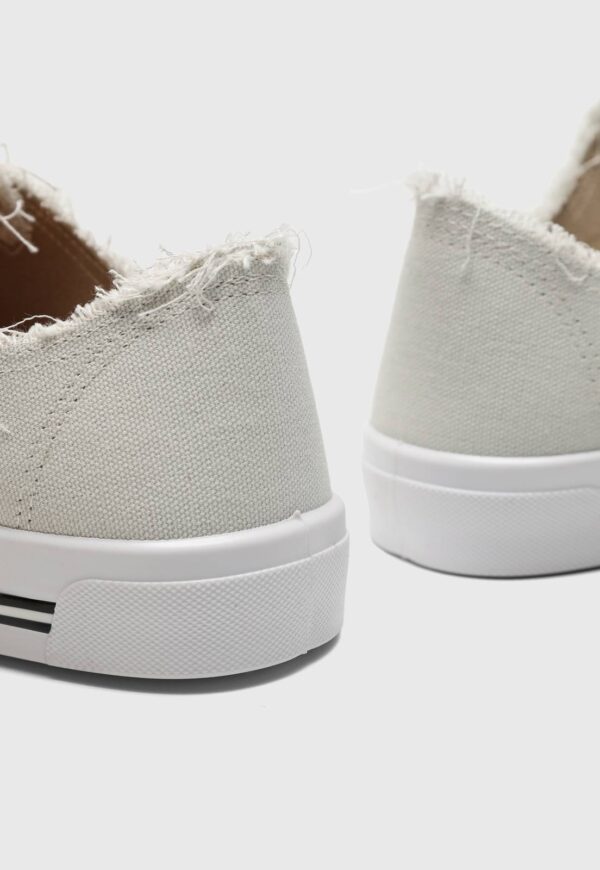 Tênis Moleca Desfiado Off-White - Imagem 5